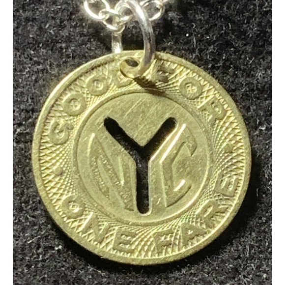 Vintage Circulated NYC 1953 New York City Subway Token Pendant. - Picture 4 of 10